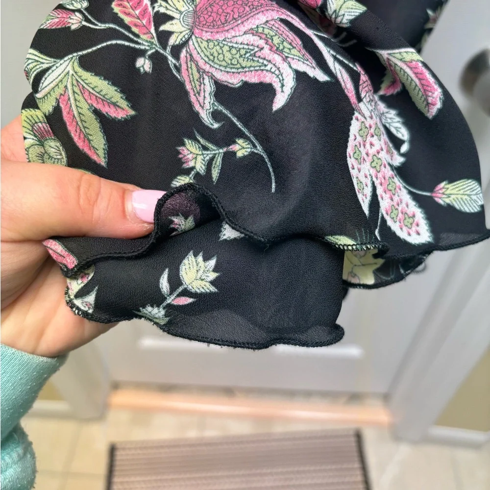 Dressbarn Woman Black Floral Midi Skirt – Size 16W - Picture 7 of 15